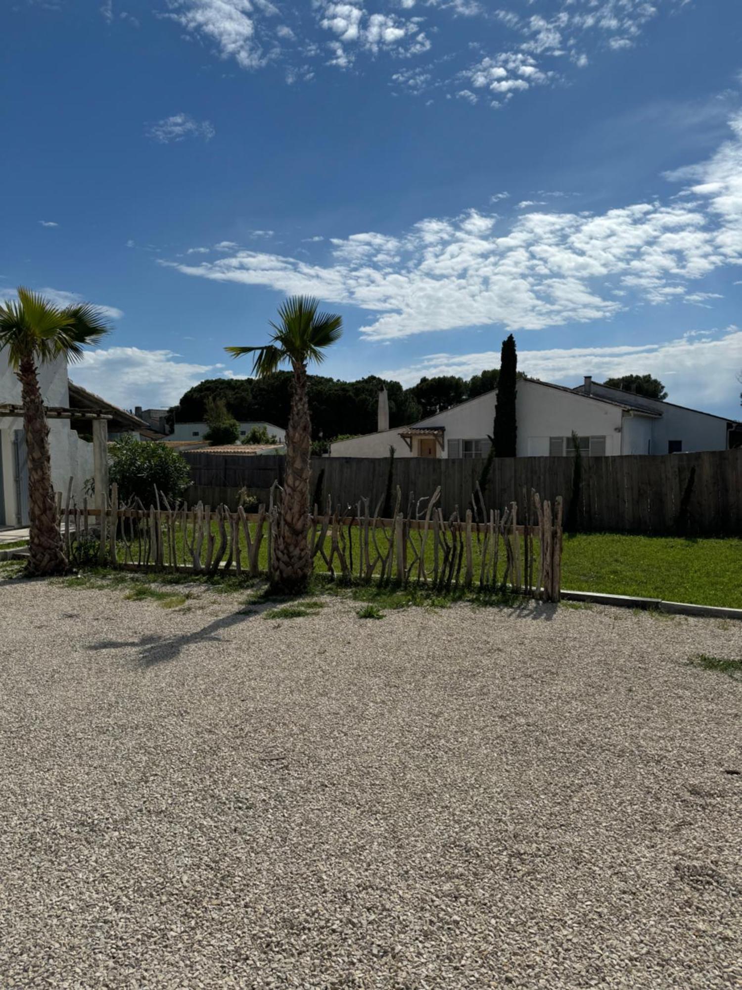 Le Mas Des Sagnes Saintes-Maries-de-la-Mer Exterior photo