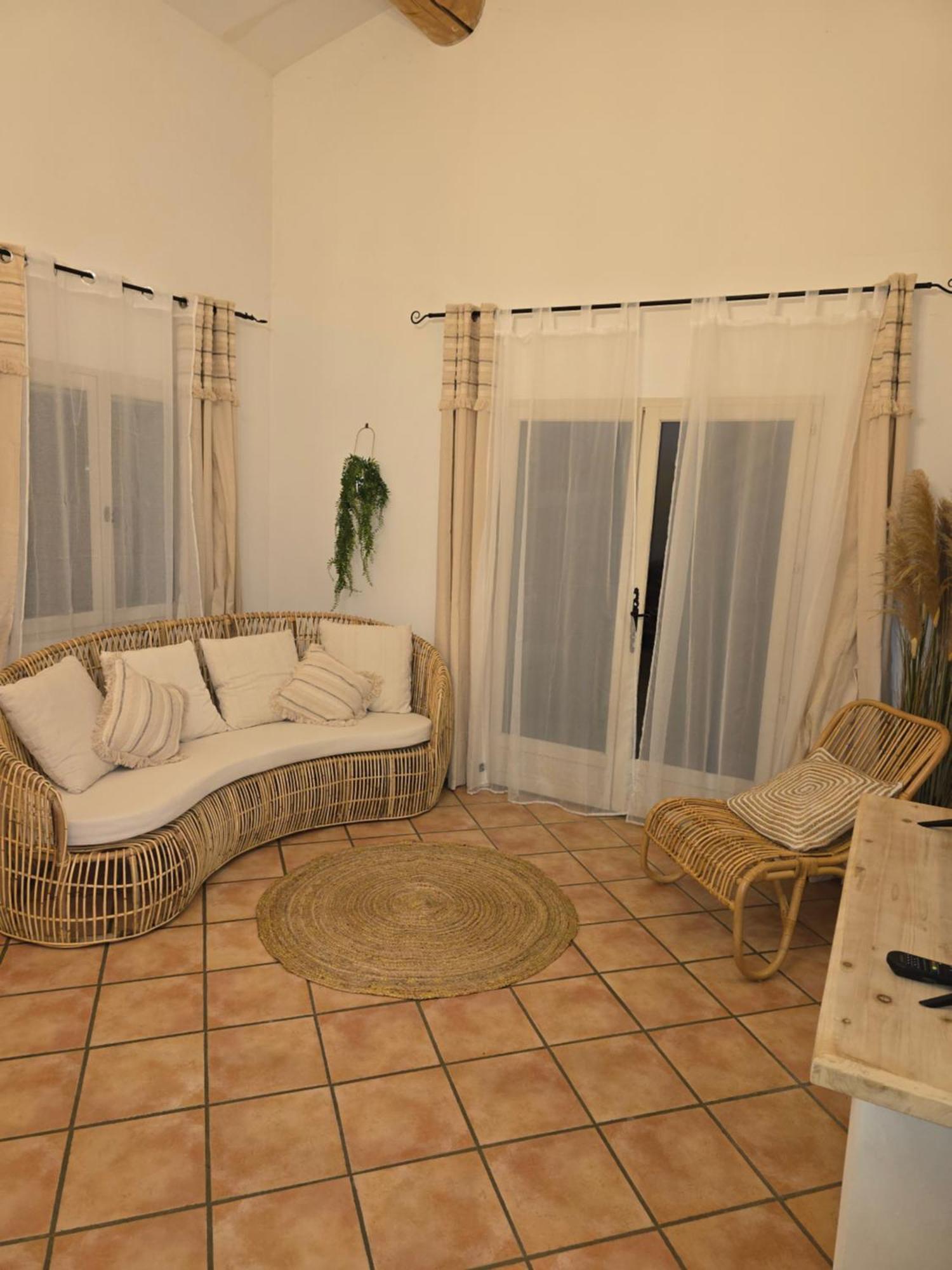 Le Mas Des Sagnes Saintes-Maries-de-la-Mer Room photo